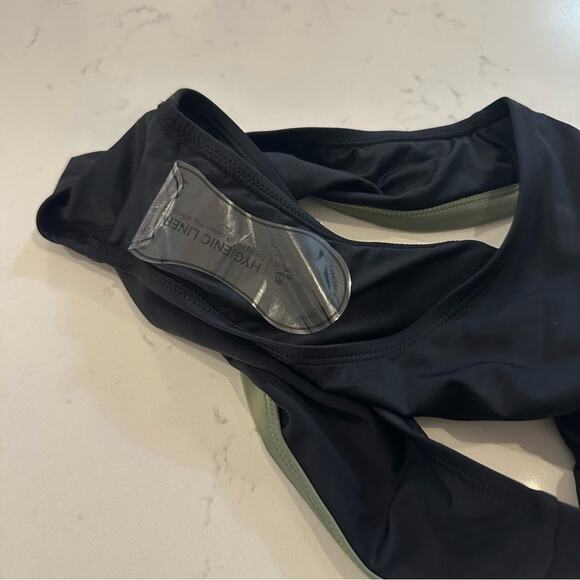 CupShe Banded Bikini Bottoms Olive Green and Black Size Medium NWT - Picture 4 of 4